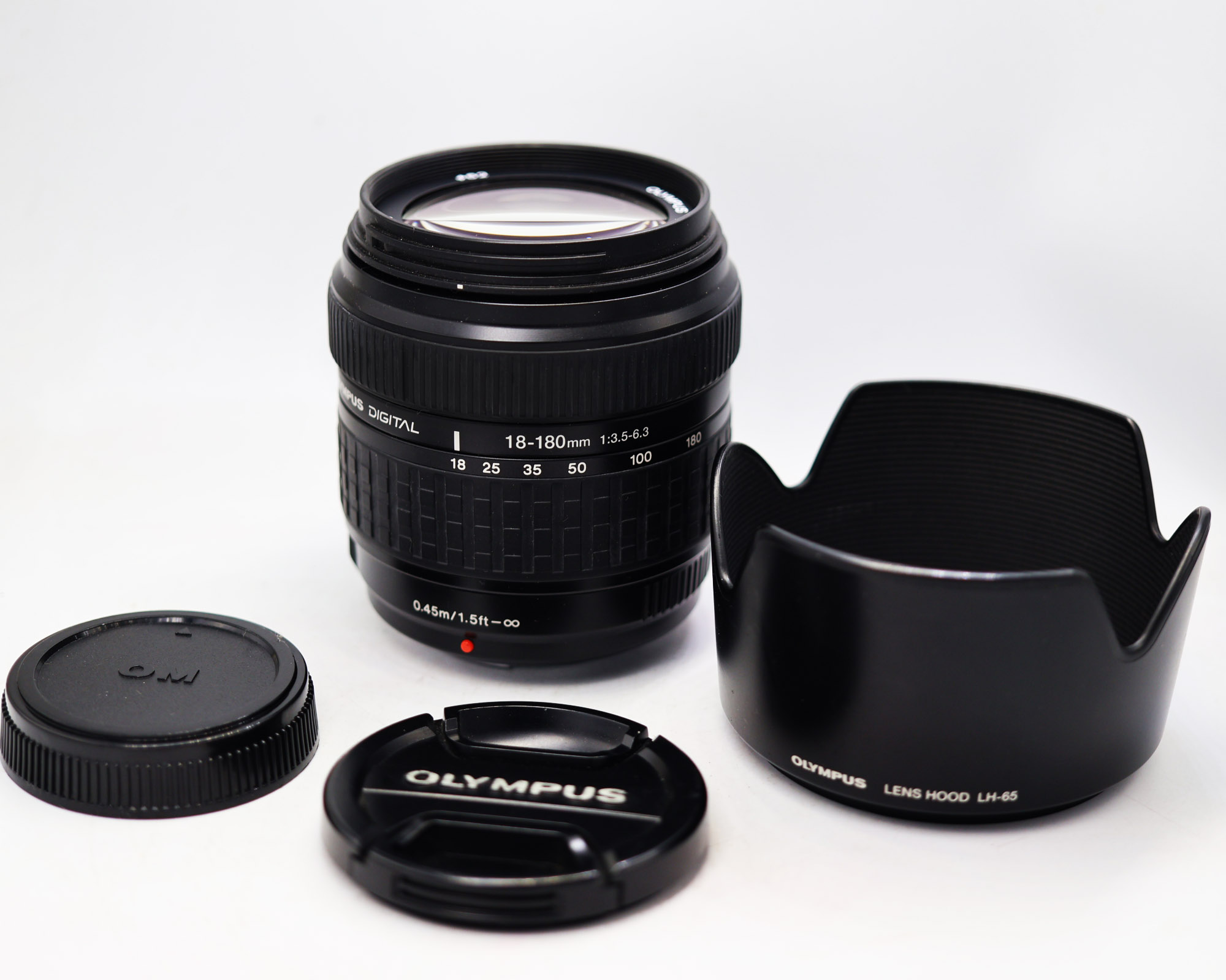 Olympus Zuiko Digital 18-180mm f/3.5–6.3 ED ultra compact super 