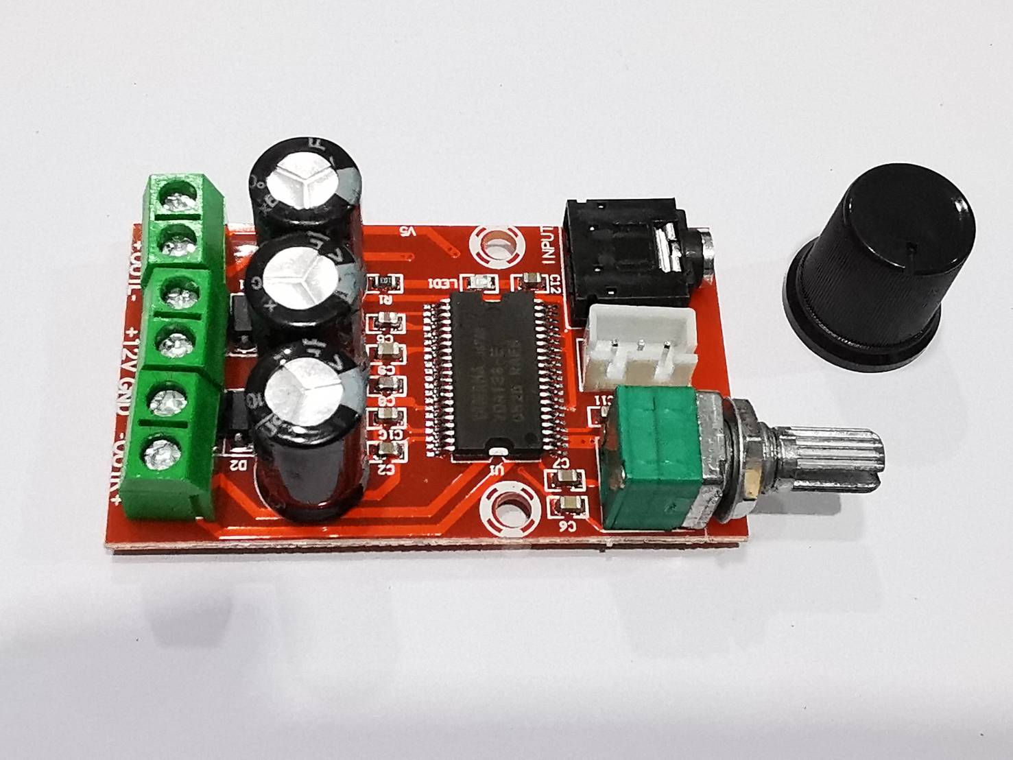บอร์ดเครื่องขยายเสียง 2Ch. YDA138-E มี2รุ่น 12Wx2 กับ 20Wx2  Aux Input Jack 3.5mm.มี Volume control Power supply 12 Volt. YDA138-E Digital Amplifier Board Stereo HIFI Class D Audio Amplifier Board Chip Yamaha