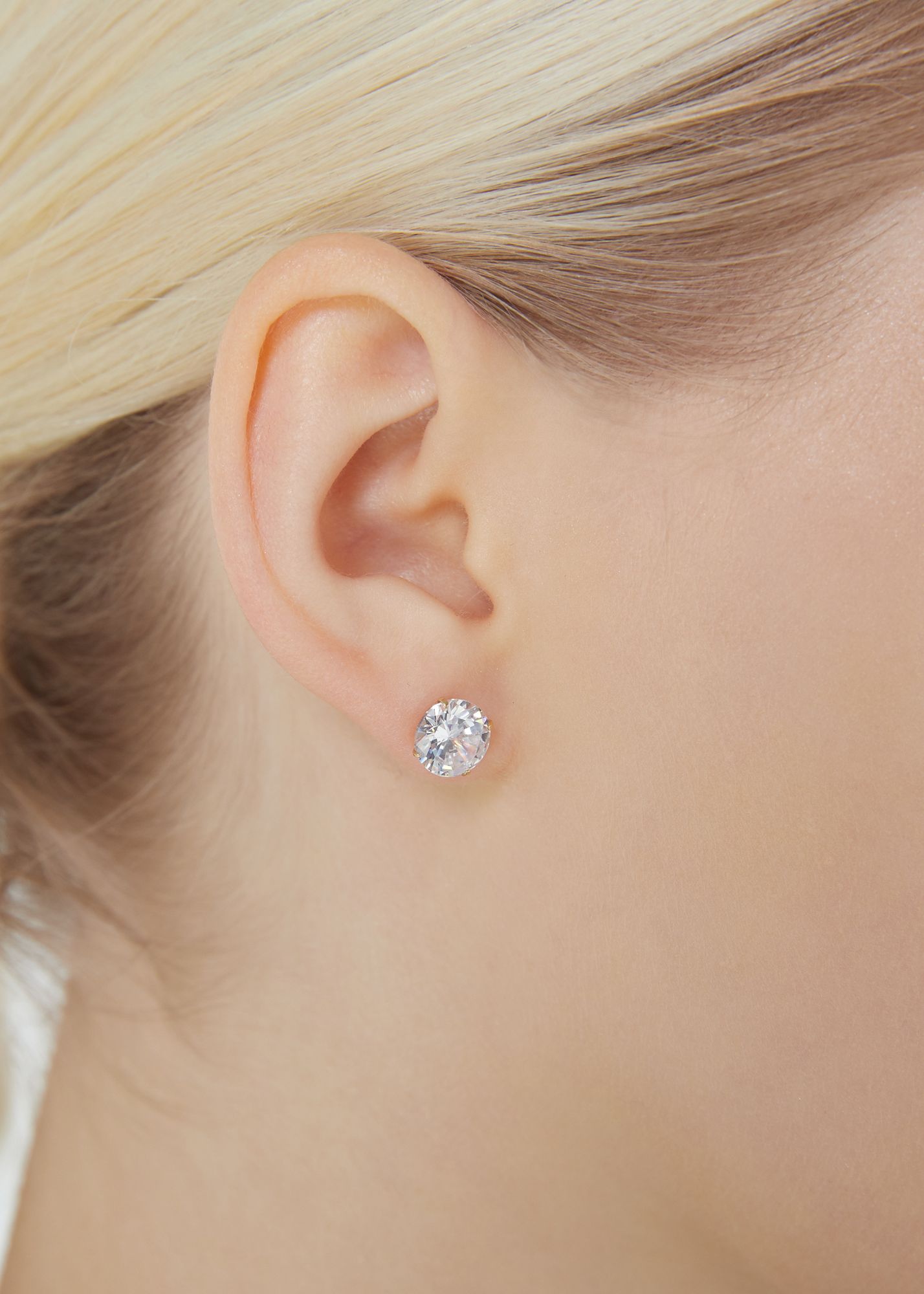 Nathalias Ny 14K Real Gold Earrings, Round Head Style, Decorated with Cz Diamonds, Size 8 Mm. Round Cz Stud Earrings 00809 ราคา 5,300 บาท*ส่งฟรี