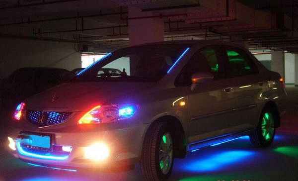 ข้อมูลเพิ่มเติมของ ไฟเส้น led มะรุม 3528 12v สำหรับตกแต่งรถยนต์ รถมอเตอร์ไซค์ ลำโพง เครื่องเสียง สีสันสวยงาม เหมาะสำหรับกลางคืนและเทศกาล