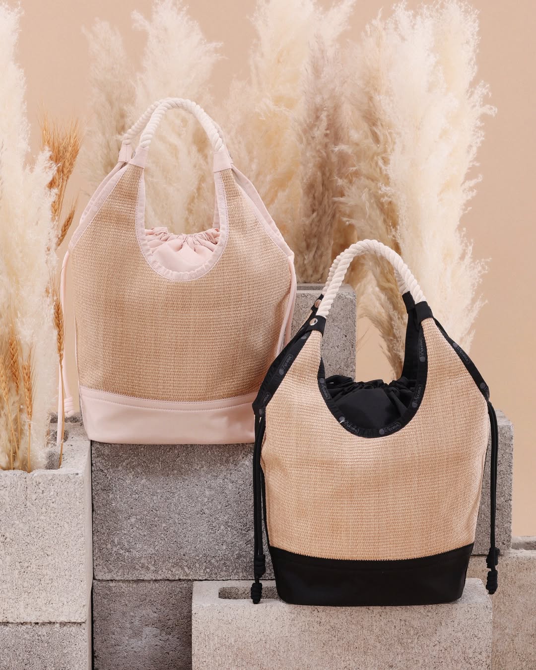 Lesportsac Raffia Mini Bucket Bag กระเป๋ามินิ กระเป๋าสาบใบ