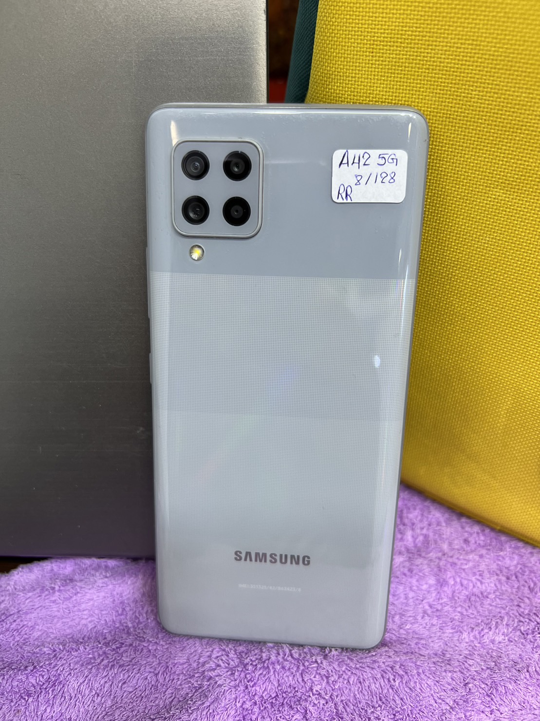 Samsung Galaxy A42 5G 8/128 GB ราคา 4,900 บาท*ส่งฟรี