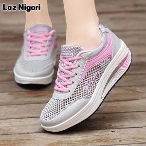 ภาพหน้าปกสินค้าLaz Nigori กีฬารองเท้าผ้าใบสำหรับสตรีรองเท้าตาข่ายรองเท้าผู้หญิง ซึ่งคุณอาจชอบสินค้านี้