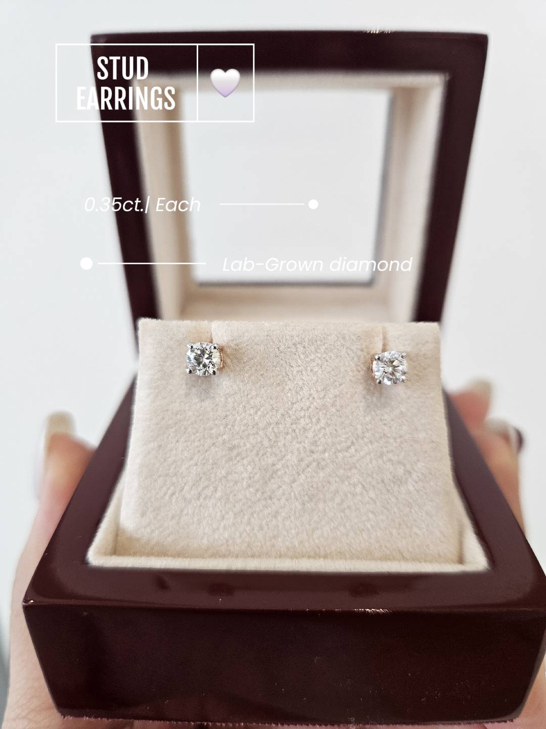 NEW IN STUD EARRINGS 0.35ct.Each(ต่อข้าง) เพชรน้ำขาวบนตัวเรือนทองแท้9K💎#E000538 #E000537 ราคา 19,900 บาท*ส่งฟรี