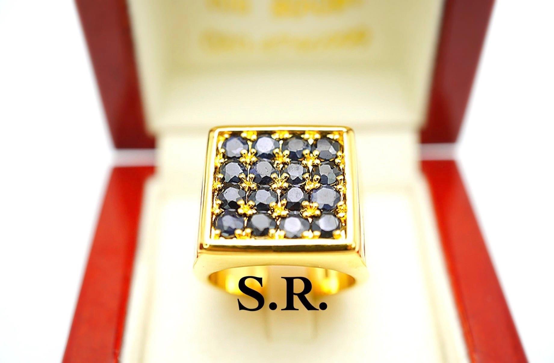 0% 3เดือนS.R. แหวนทองชายพลอยไพลินแท้ น้ำหนักพลอยเม็ดละ 0.10 กะรัต น้ำ100 ขาวสวยไฟดีพร้อมใบรับรองสินค้า เคลือบทองคำแท้100% ราคา 3,650 บาท*ส่งฟรี