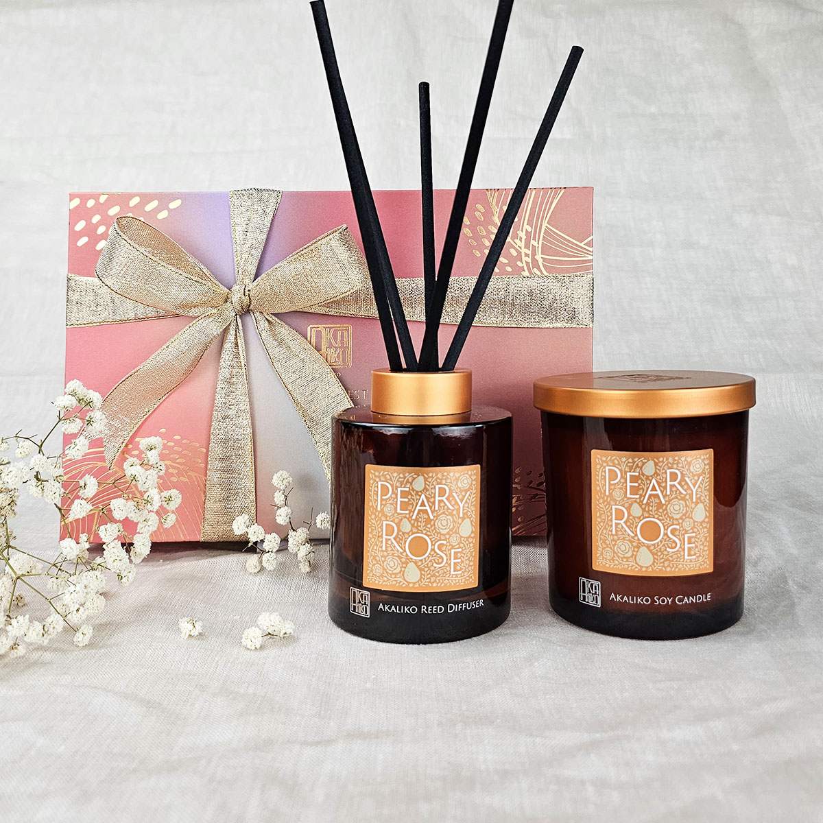 Akaliko Amber Fest collection - อะกาลิโก เซ็ต ก้านไม้หอมปรับอากาศ และ เทียนหอม ราคา 2,700 บาท*ส่งฟรี