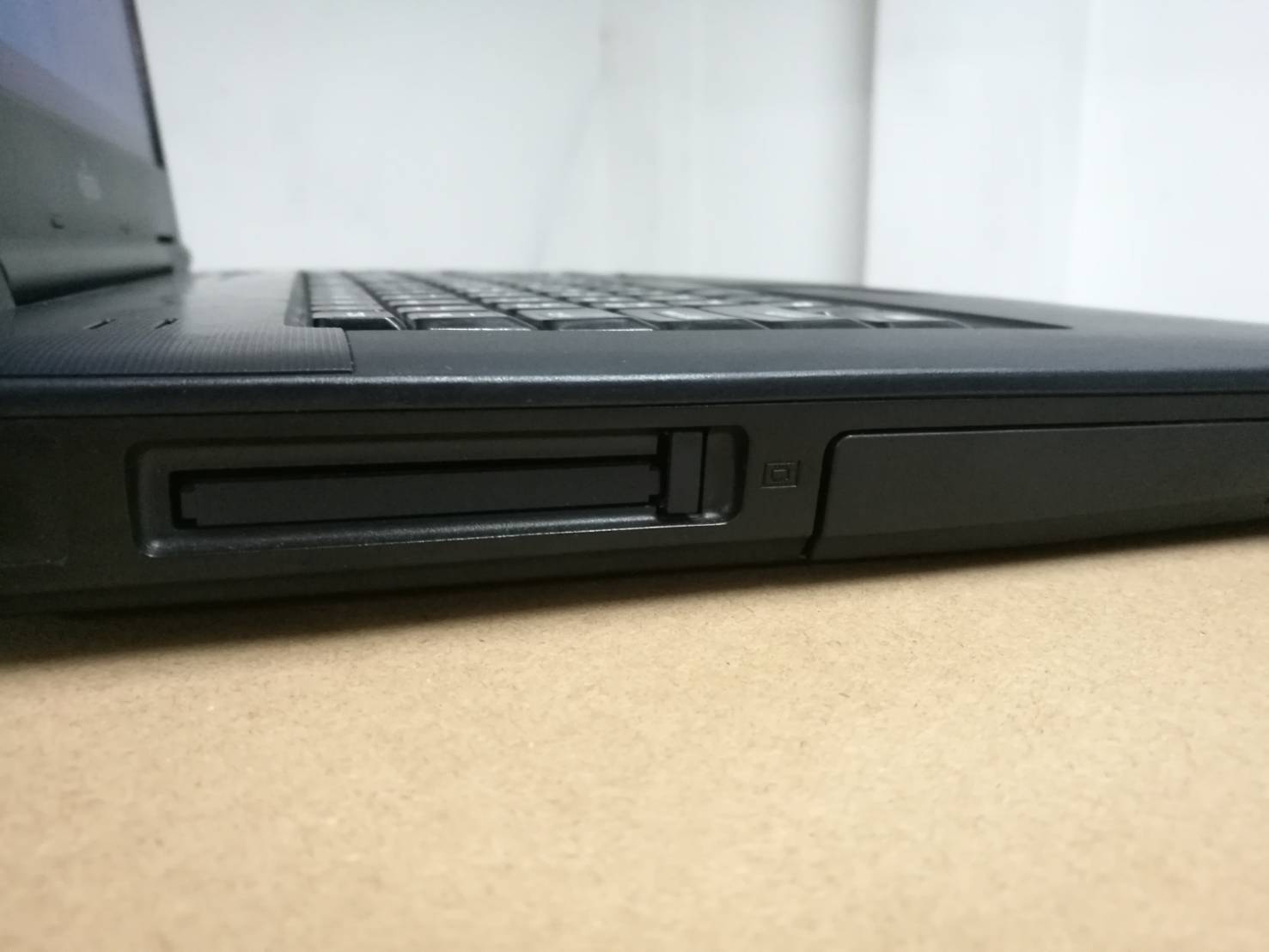 ข้อมูลประกอบของ โน๊ตบุ๊ค Notebook Fu A550 Core i3 M350 RAM 4GB/HDD:320GB ขนาด15.6 นิ้ว