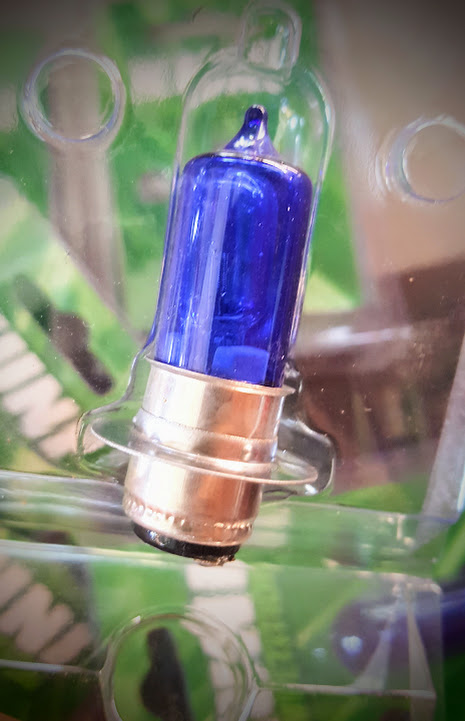 Halogen Light Bulb T19 Size 12V 35/35W ราคา 15 บาท*ส่งฟรี
