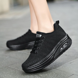 สินค้า HUIANG รองเท้าเพื่อสุขภาพ สีพื้น ดำล้วน  ใส่นิ่ม เบาสบาย  ปรับสมดุลเท้า ความสูง 5 ซม. ไซส์35-40