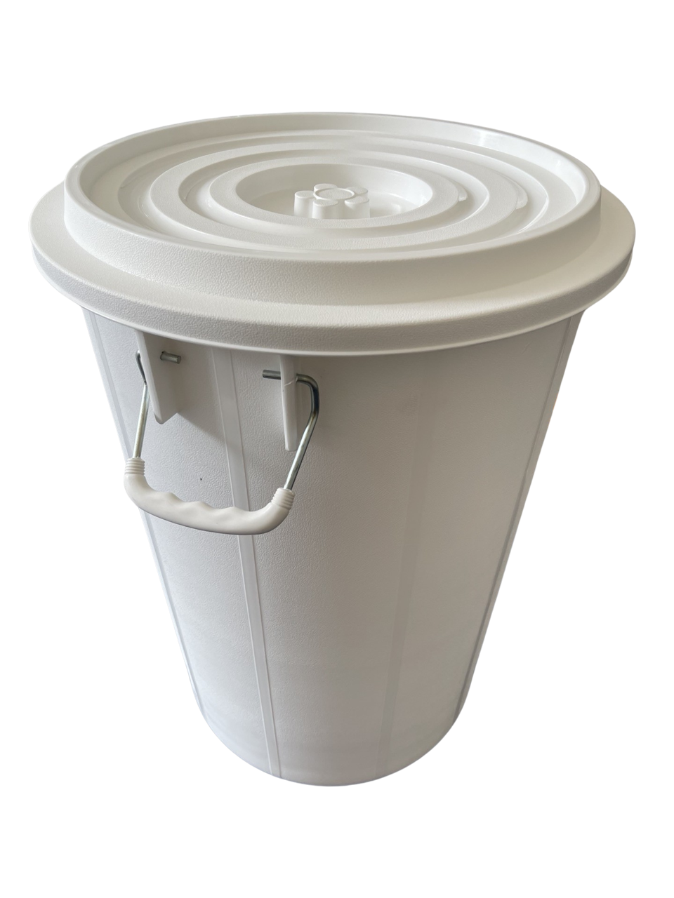 Pail with lid and iron handles white color 20GL (66liters) Grade A size 46.5x46.5x64.5 cm Pail-006 ราคา 239 บาท*ส่งฟรี