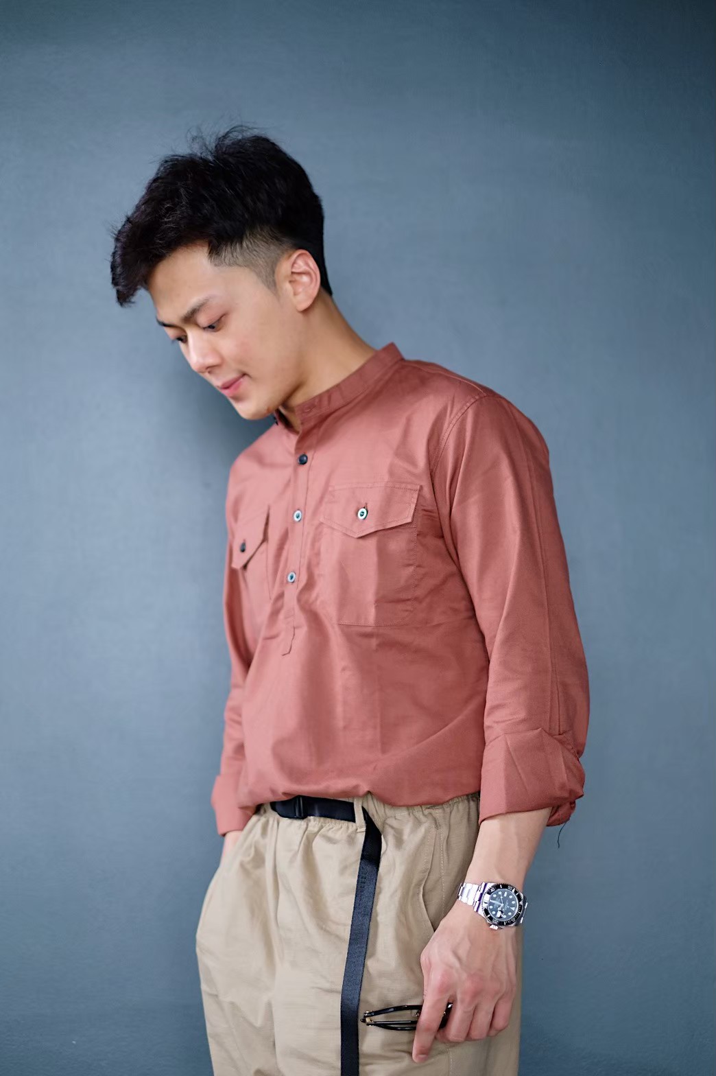 เสื้อเชิ้ต Smart Shirt แบบกระดุม 4 เม็ด กระเป๋าคู่ คอจีน แขนยาว สีหลากหลาย