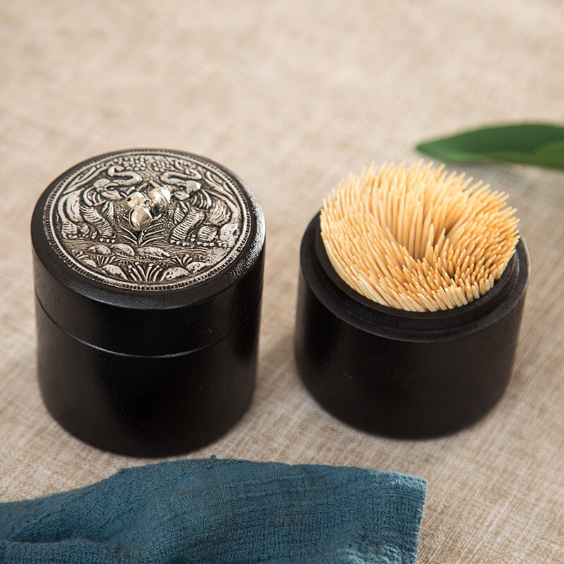 กล่องกลมใส่ไม้จิ้มฟัน กล่องใส่ไม้จิ้มฟัน ตลับกลมใส่ไม้จิ้มไฟ ตลับกลมเล็ก กล่องไม้กลมขนาดเล็ก LuckyThailand ราคา 89 บาท*ส่งฟรี