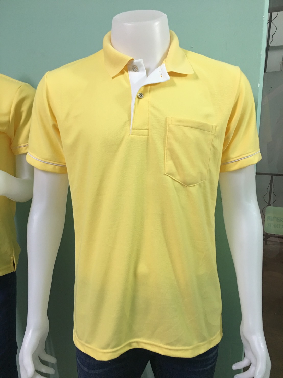 C H shop เสื้อโปโลสีเหลือง ทรงผู้ชายทรงผู้หญิง ชุดทำงาน สีเหลือง