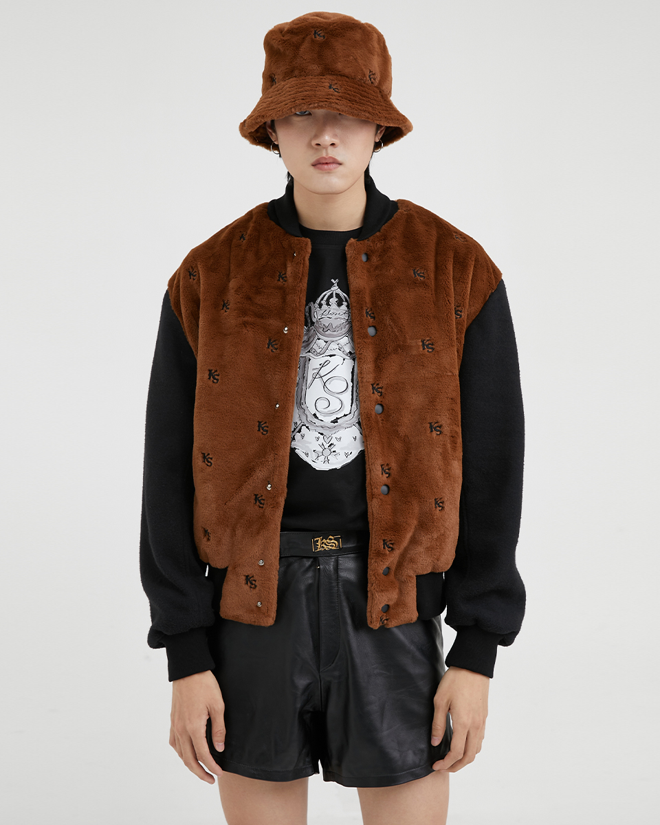 Kloset Design KS Feature Jacket With Pockets (AW23-TM005) เสื้อแจ็คเก็ตขนเทียม ราคา 10,675 บาท*ส่งฟรี