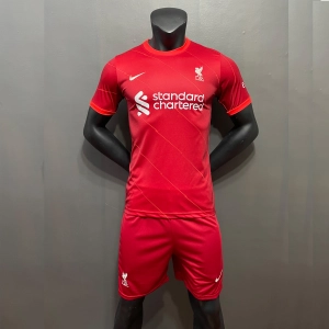 ภาพหน้าปกสินค้าชุดกีฬาผูู้ชาย ชุดบอล ชุดสโมสรฟุตบอล ชุดบอลผู้ใหญ่ ฤดูกาล (เสื้อ+กางเกง) ทีม Liverpool เนื้อผ้าโพลีเอสเตอร์ งานเซตเกรด A ซึ่งคุณอาจชอบสินค้านี้