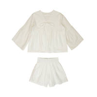 ส่งด่วน🚨 SLYQ BELLE V NECK BLOUSE & SHORTS SET เซ็ตเสื้อเบลาส์แขนยาวคอวีและกางเกงขาสั้น