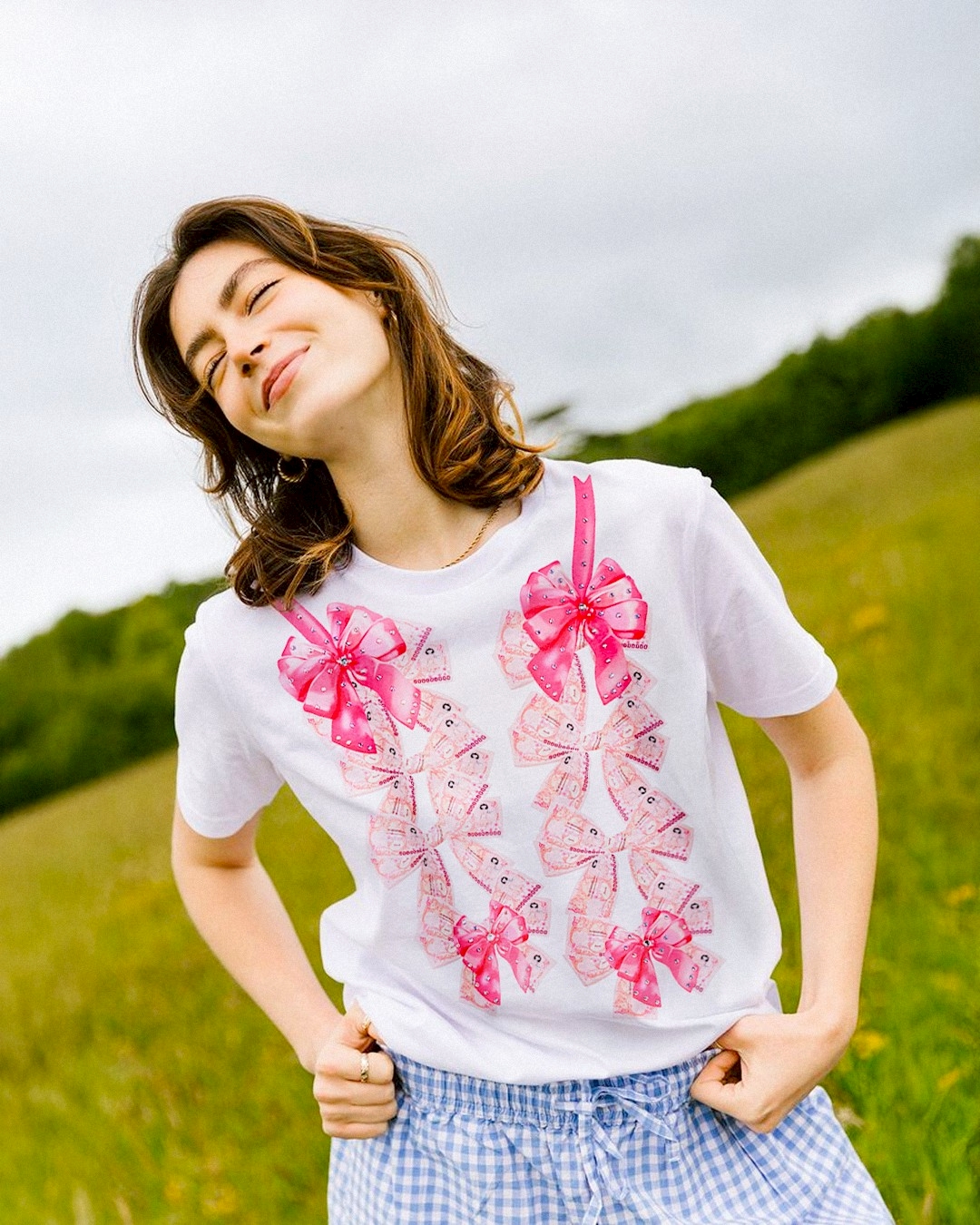 Iconic do you have money T-SHIRT #204032-204035 T-shirt jeggings print singer embroidery crystal bling fashion shirt Women fashion work shirt HiSo T-shirt men's T-shirt ราคา 1,831 บาท*ส่งฟรี