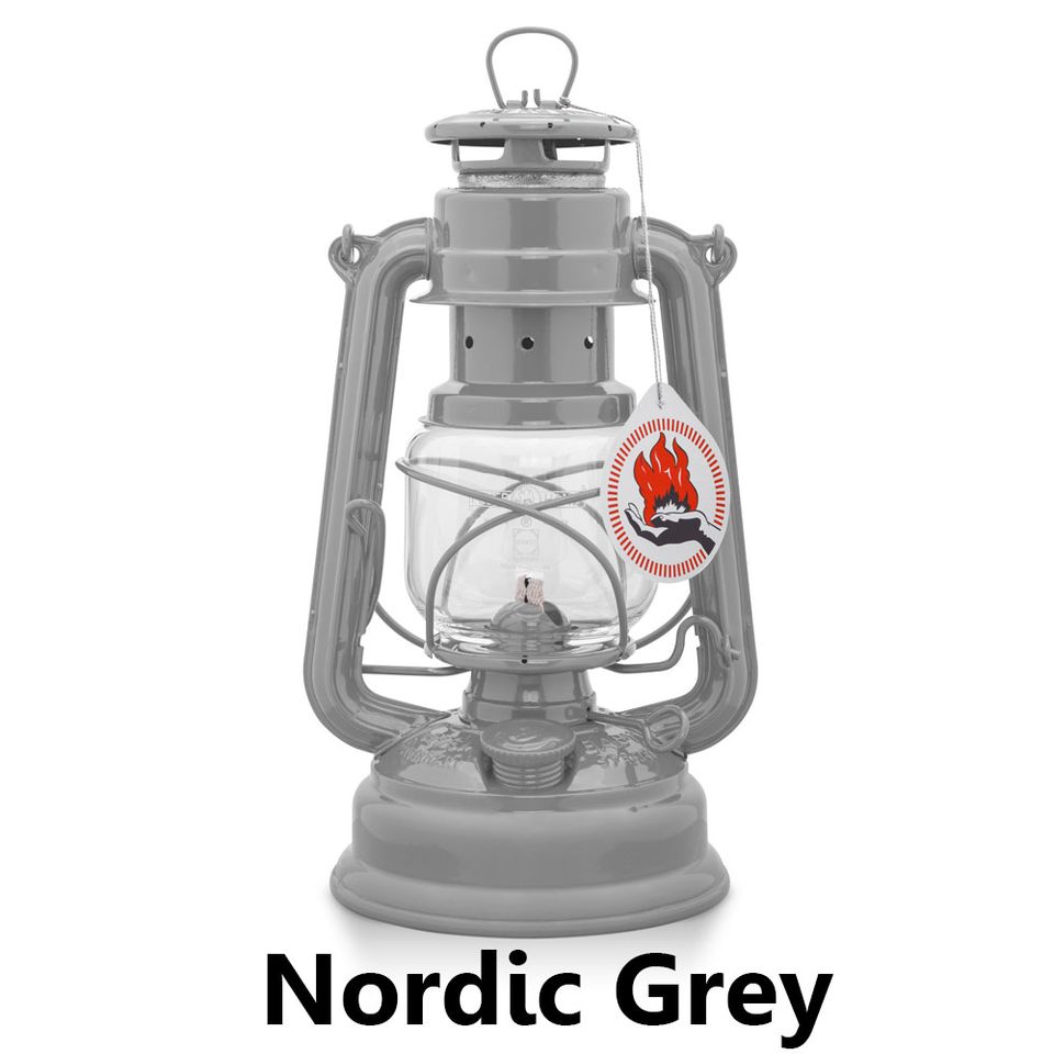 ตะเกียงรั้ว Feuerhand Baby Special 276 Nordic Grey (ใช้น้ำมันก๊าด/น้ำมันพาราฟิน) ราคา 2,200 บาท*ส่งฟรี