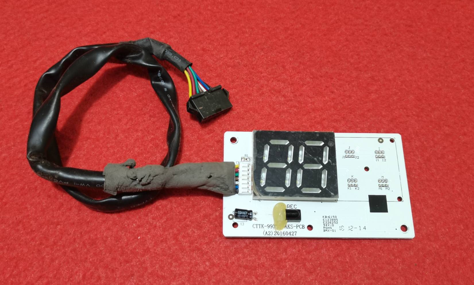 บอร์ด​ดิสเพลย์​+รับ​สัญญาณ​รีโมต​แอร์ใช้​ใน​หลาย​ยี่ห้อ