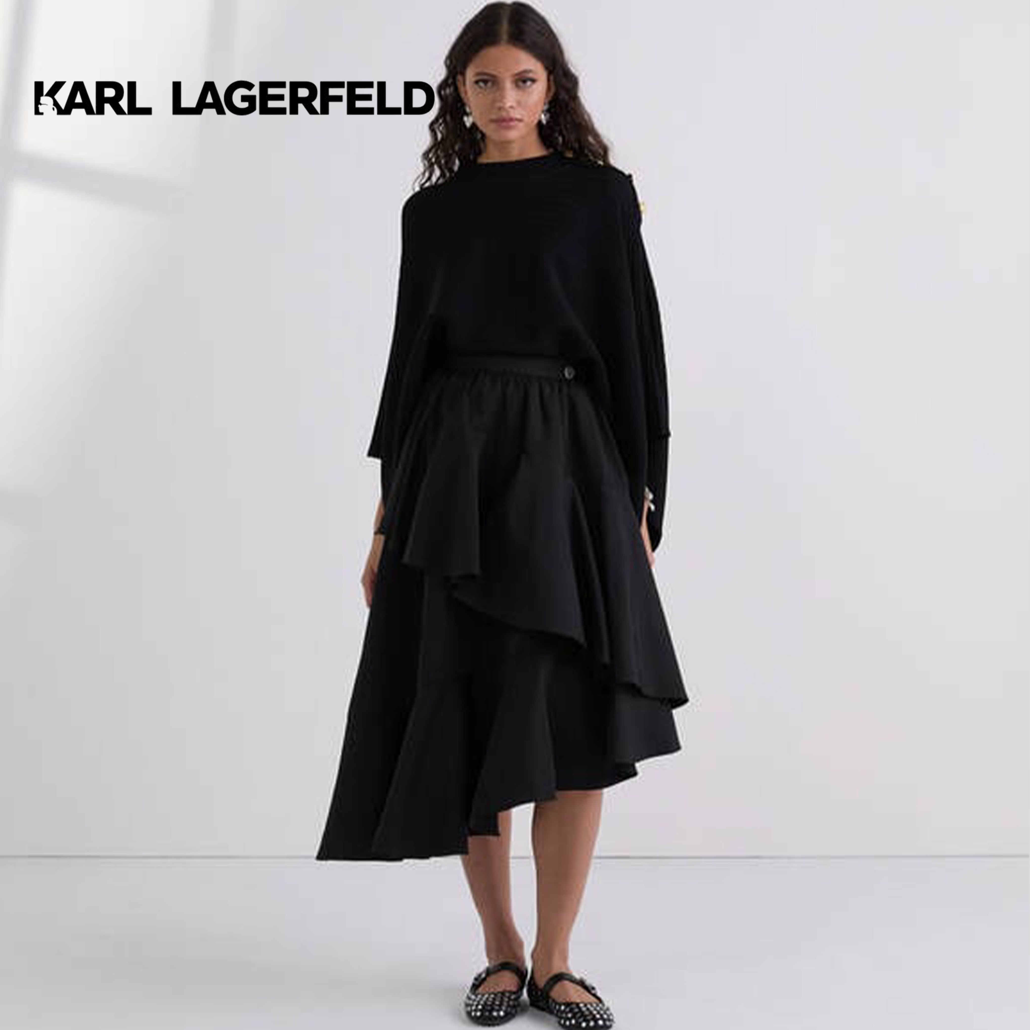 KARL LAGERFELD - VOLUMINOUS RUFFLE SKIRT A3W12015 ราคา 10,500 บาท*ส่งฟรี
