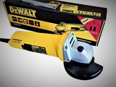 ดูภาพ DEWALT เครื่องเจียร์ 4 (710W) รุ่น DW810 (รับประกัน 3 ปี) FREE แปรงถ่านเพิ่มอีก 1 ชุด เพิ่มเติม DEWALT เครื่องเจียร์ 4 (710W) รุ่น DW810 (รับประกัน 3 ปี) FREE แปรงถ่านเพิ่มอีก 1 ชุด