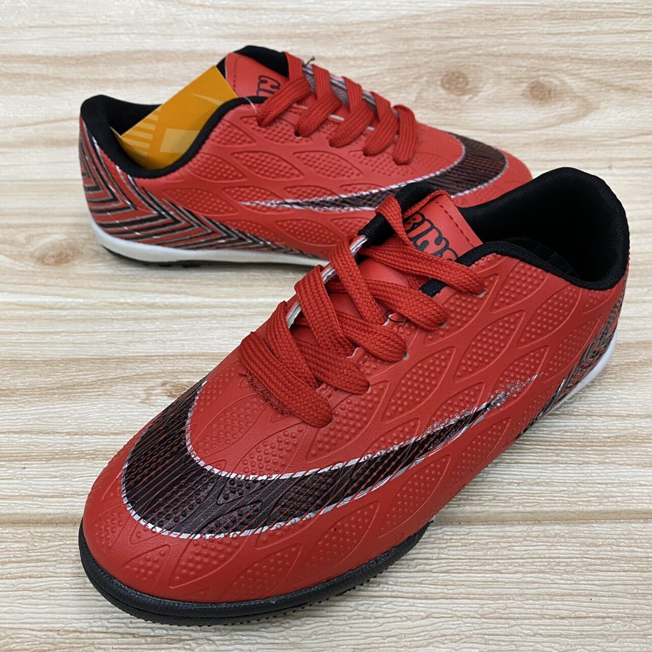 รองเท้าฟุตซอล BINSIN B31-671 (31-36)  ดำแดง/ดำทอง/แดงดำ/น้ำเงินส้ม