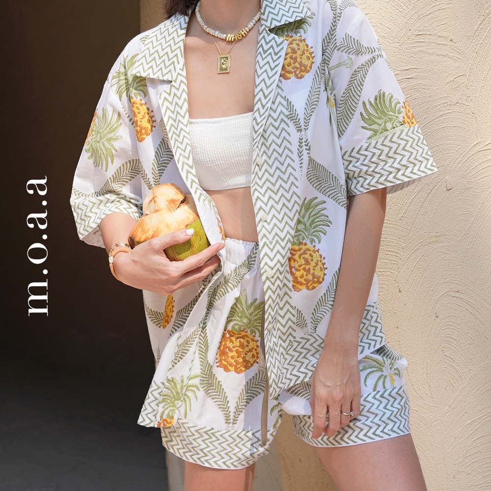Piña Colada Shirt in Olive | Moaa Collection ราคา 1,590 บาท*ส่งฟรี