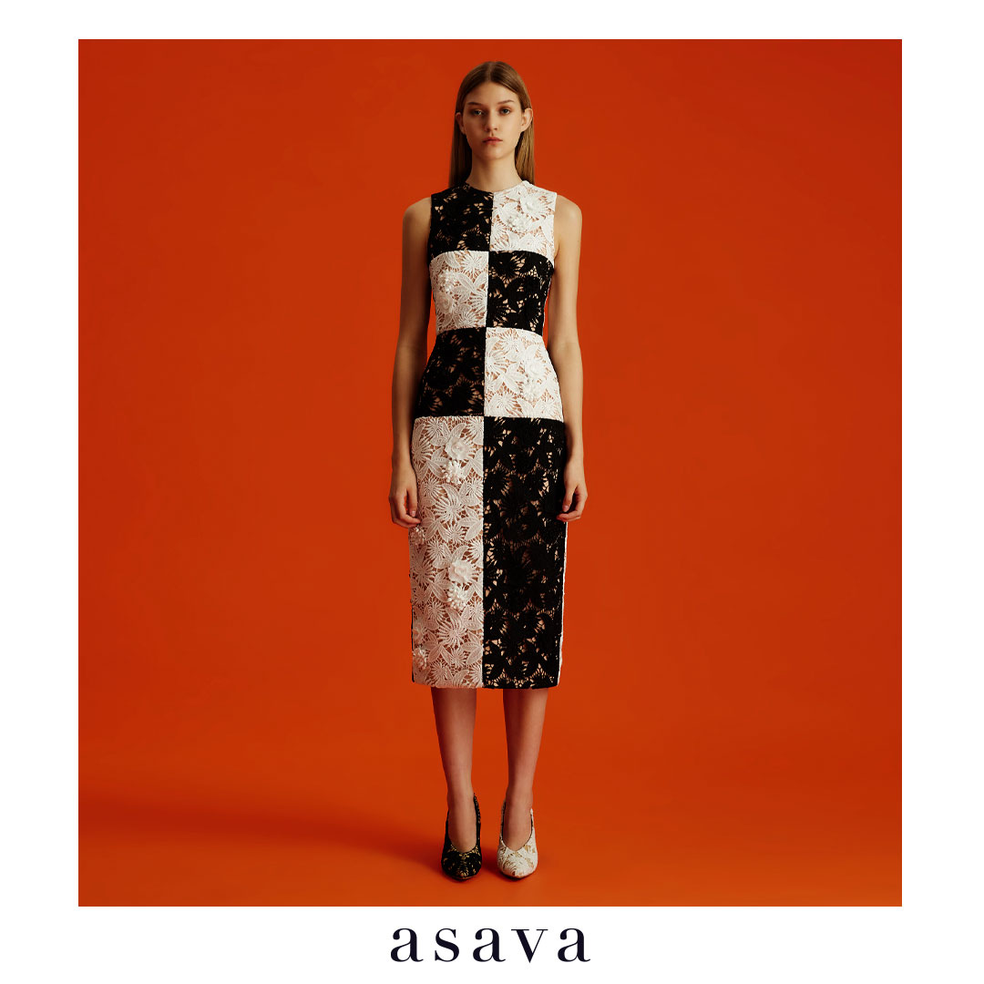 [asava aw24] Lucille Sleeveless Dress เดรสผู้หญิง ทรงสอบ แขนกุด คอกลม ผ่าหลัง ตะขอและซิปหลัง ผ้าลูกไม้ตาไก่ตัดต่อ 3 มิติ ราคา 22,000 บาท*ส่งฟรี