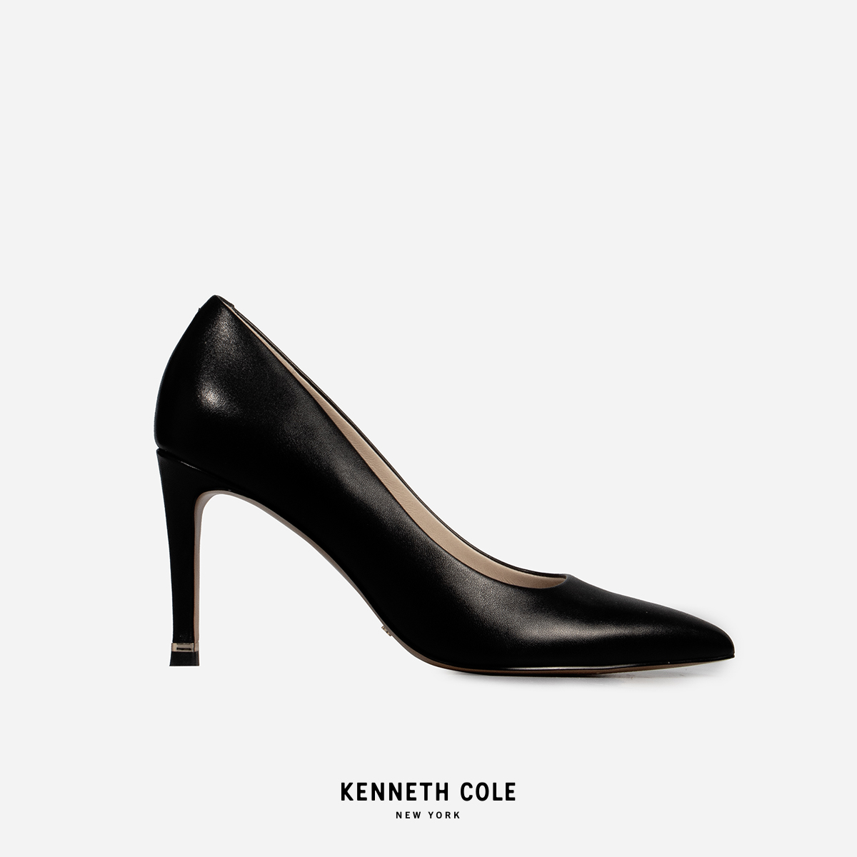 KENNETH COLE รองเท้าส้นสูงผู้หญิงรุ่น RILEY 85 PUMP BLACK สีดำ ( HEL - KS95092LE-001 ) ราคา 5,990 บาท*ส่งฟรี