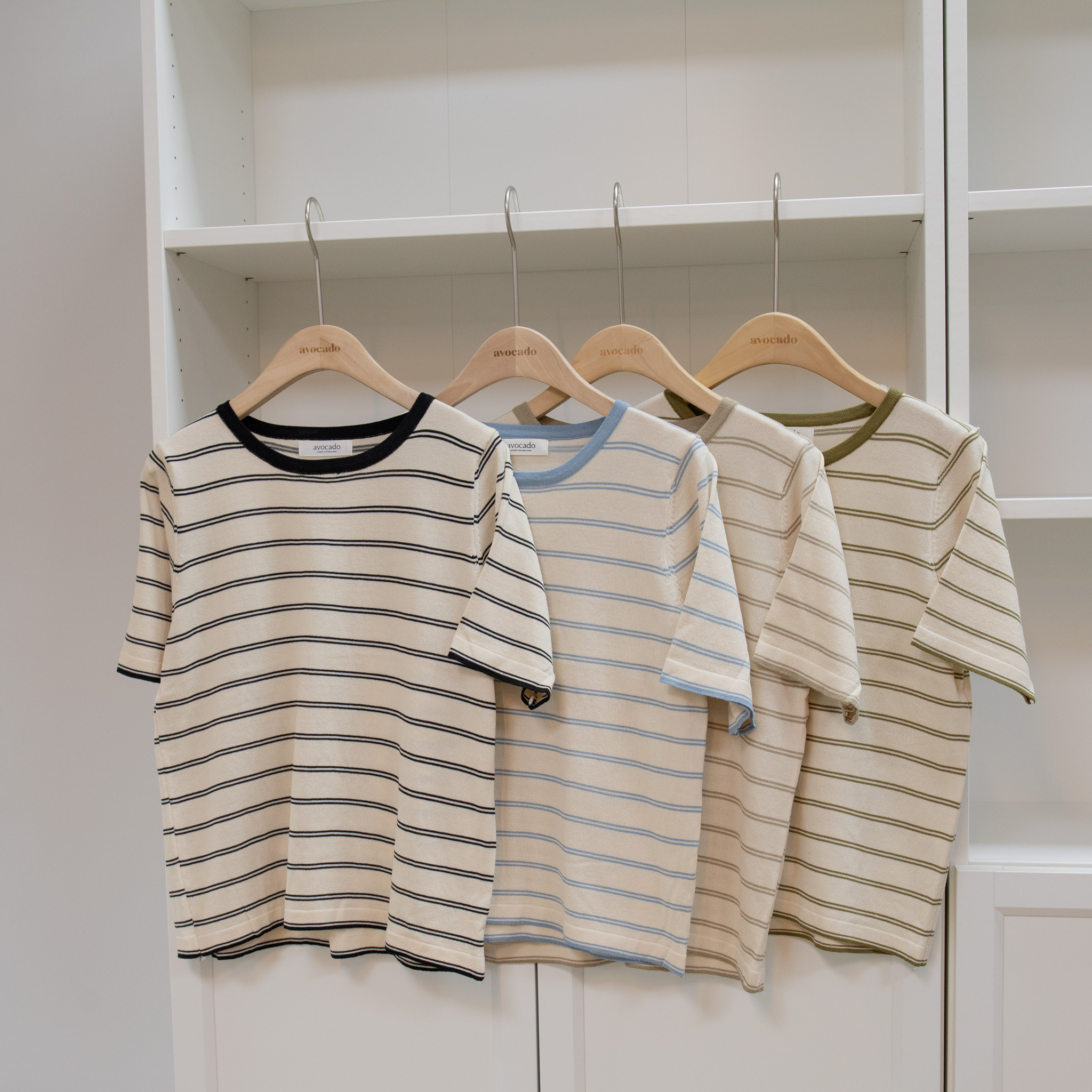 Avocado เสื้อยืด เสื้อไหมพรม รุ่น Skyline soft tee (avocado.simplewear) ราคา 346 บาท*ส่งฟรี