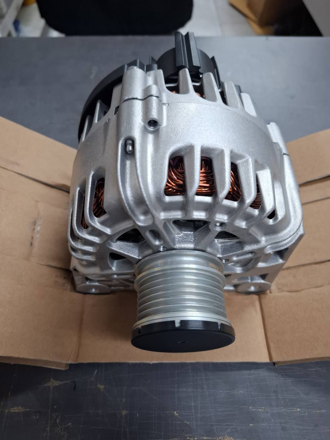 ไดชาร์ท NISSAN X-TRAIL T32 , MR20 เครื่อง 2,000 23100-4BB0A ALTERNATOR ASSY ราคา 39,800 บาท*ส่งฟรี