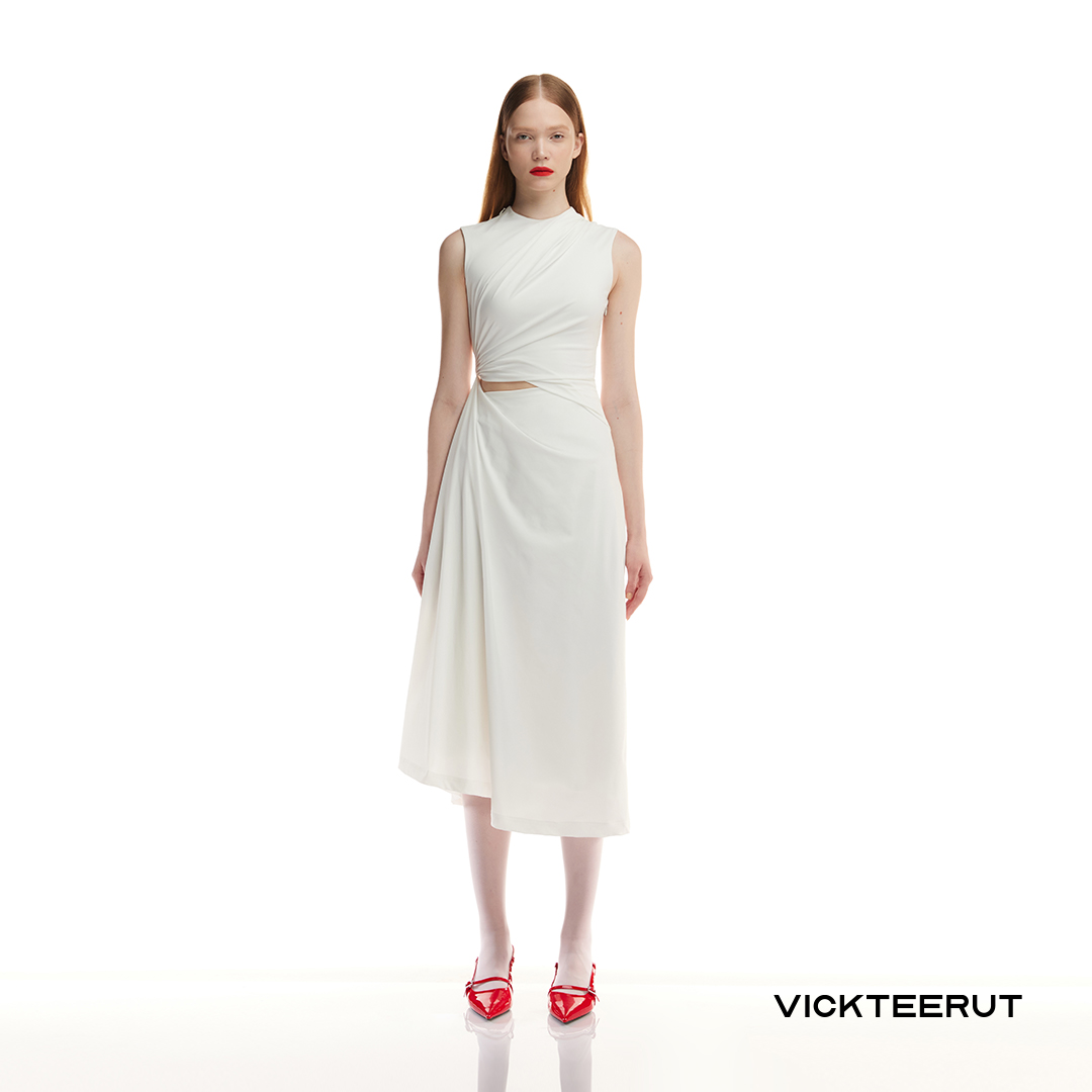 VICKTEERUT (ราคาปกติ 11,500-.) Sleeveless Drape Dress เดรสแขนกุด จับเดรป ราคา 6,900 บาท*ส่งฟรี