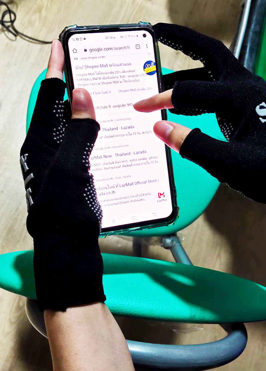 ภาพประกอบของ Gloves Touch Screen Water Resistant Thermal for Rg Cycling Driving Hiking Windproof Warm Gifts for Men and Women