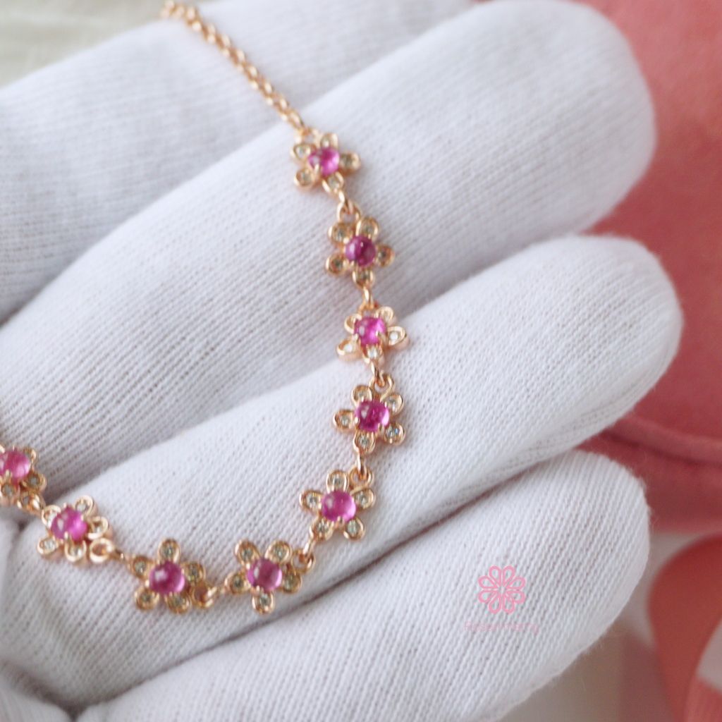 Natural Ruby Bracelet Sterling Silver 925 Gift for her , Birthday Gift , Birthstone , Bracelet ราคา 2,500 บาท*ส่งฟรี