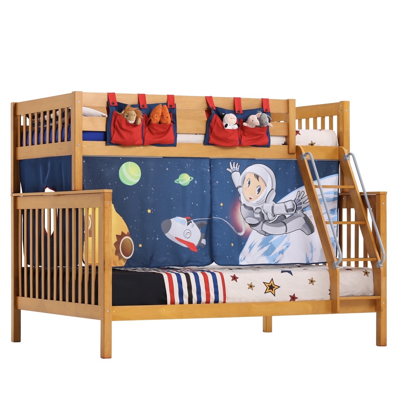 เตียงสองชั้นรุ่น Trio ขนาด 3.5&5ฟุต พร้อมชุดผ้าม่าน เตียงไม้จริง แข็งแรง ส่งประกอบฟรีเฉพาะกรุงเทพและปริมณฑล ไม่รวมที่นอน ราคา 25,900 บาท*ส่งฟรี