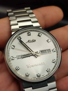 ภาพหน้าปกสินค้านาฬิกาออโตเมติก มิโด้ รุ่น Commander สีขาวเงิน สแตนเลสแท้ สายฝั่ง ขนาด 38 mm รับประกันภาพถ่ายจากสินค้าจริง* ซึ่งคุณอาจชอบสินค้านี้