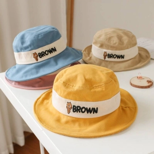 ภาพหน้าปกสินค้า☆พร้อมส่ง☆หมวก หมวกเด็ก 1ปี-7ปี รอบหัว:51-53 cm.หมวกบักเก็ต หมวกปีกรอบเด็ก หมวกเด็กโต หมวกเด็กหญิง หมวกเด็กชาย หมวกแฟชั่น ลายการ์ตูนหมี BR0WN ที่เกี่ยวข้อง