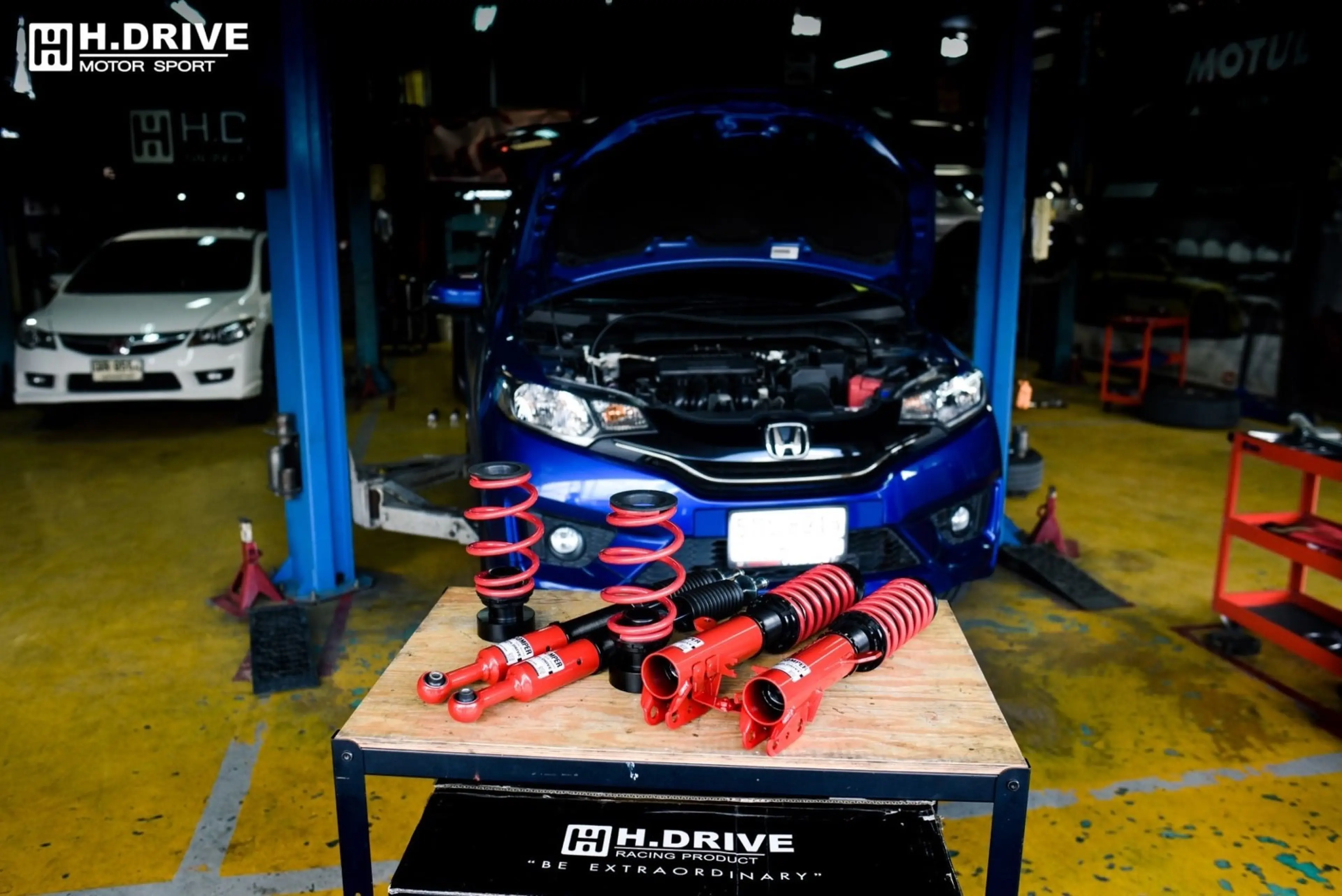 High Performance Shock Absorber H Drive Eco Spec, Twintube System, Can Be Loaded, Beautiful Shape, Not Jumpy, Comes with a Guarantee, Fun to Drive, Comfortable to Sit In, Additional Discount of 1000.