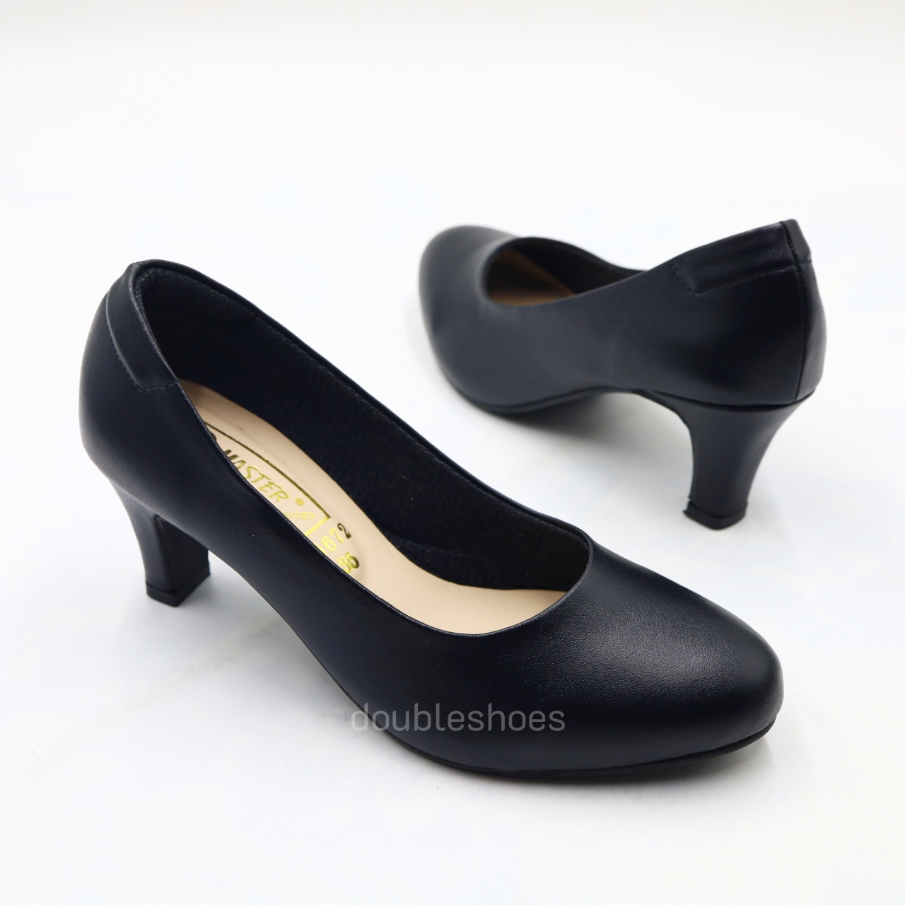 Master (18672) รองเท้าคัทชูทางการ หัวแหลม ส้น 2.5" สีดำ , สีขาว ไซส์ 35-45 ราคา 359 บาท*ส่งฟรี