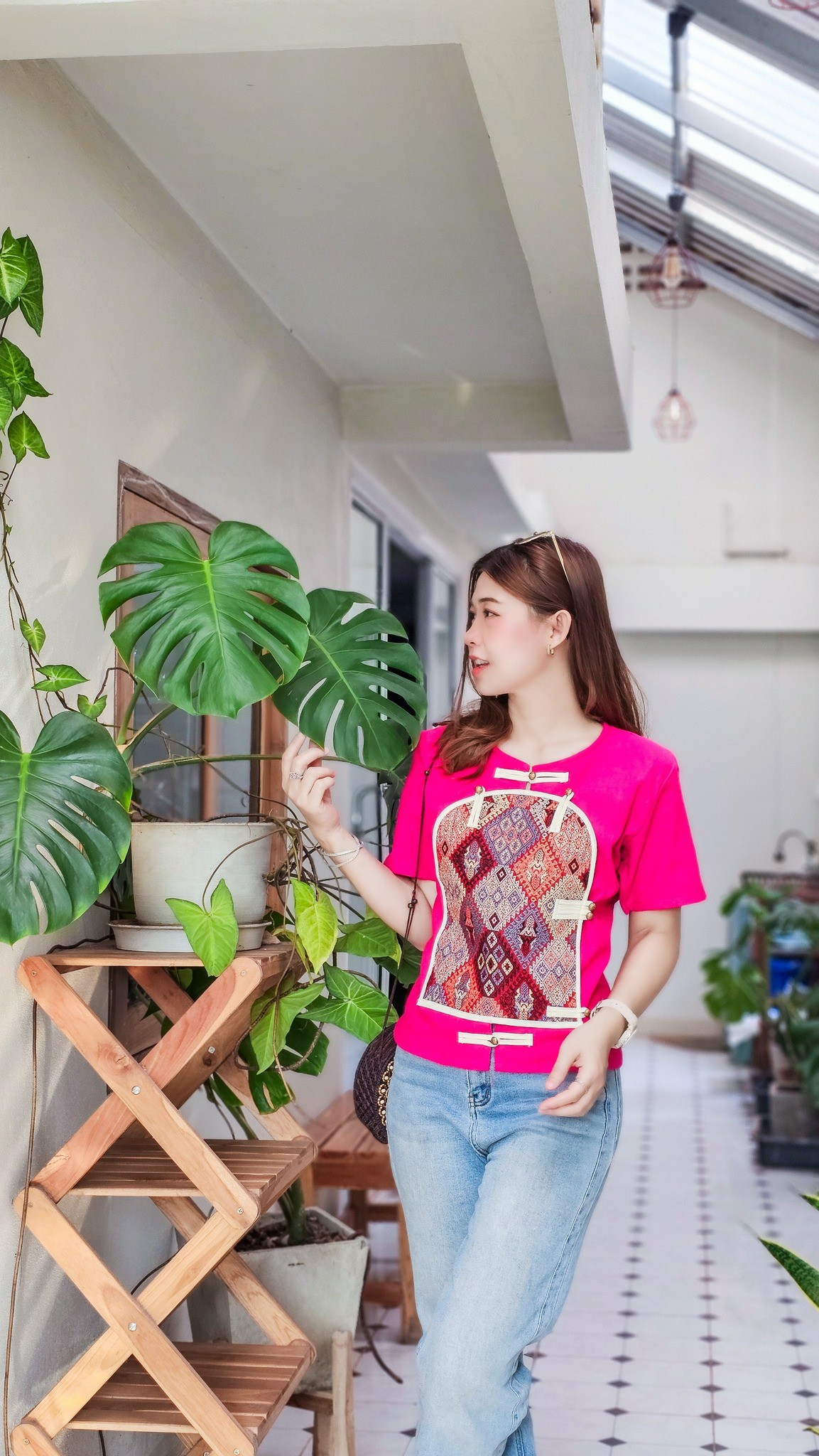 A2568 เสื้อคอกลมทรงป้ายร่วมสมัย ไทยล้านนา โทนบานเย็น แขนสั้น
