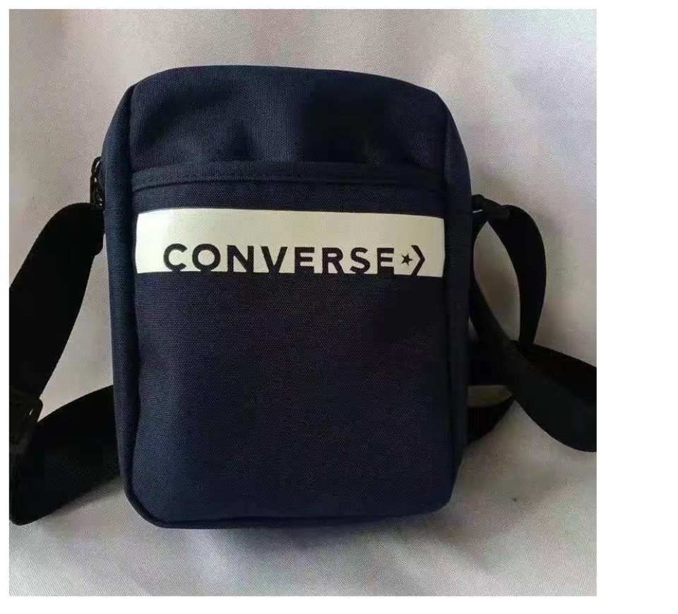 ข้อมูลเพิ่มเติมของ [ลิขสิทธิ์แท้/พร้อมส่ง] converse all star กระเป๋าสะพายข้าง Converse Revol Mini Bag กระเป๋าสะพายข้าง รุ่นสุดฮิต