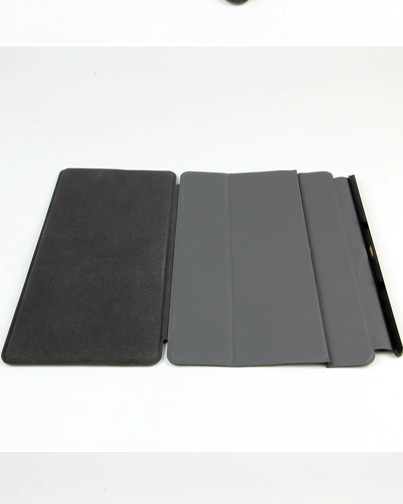 ภาพประกอบคำอธิบาย CHUWI original Magnetic docking keyboard 10.8 inch for tablet pc Hi9 Plus Foldable design with PU Leather case
